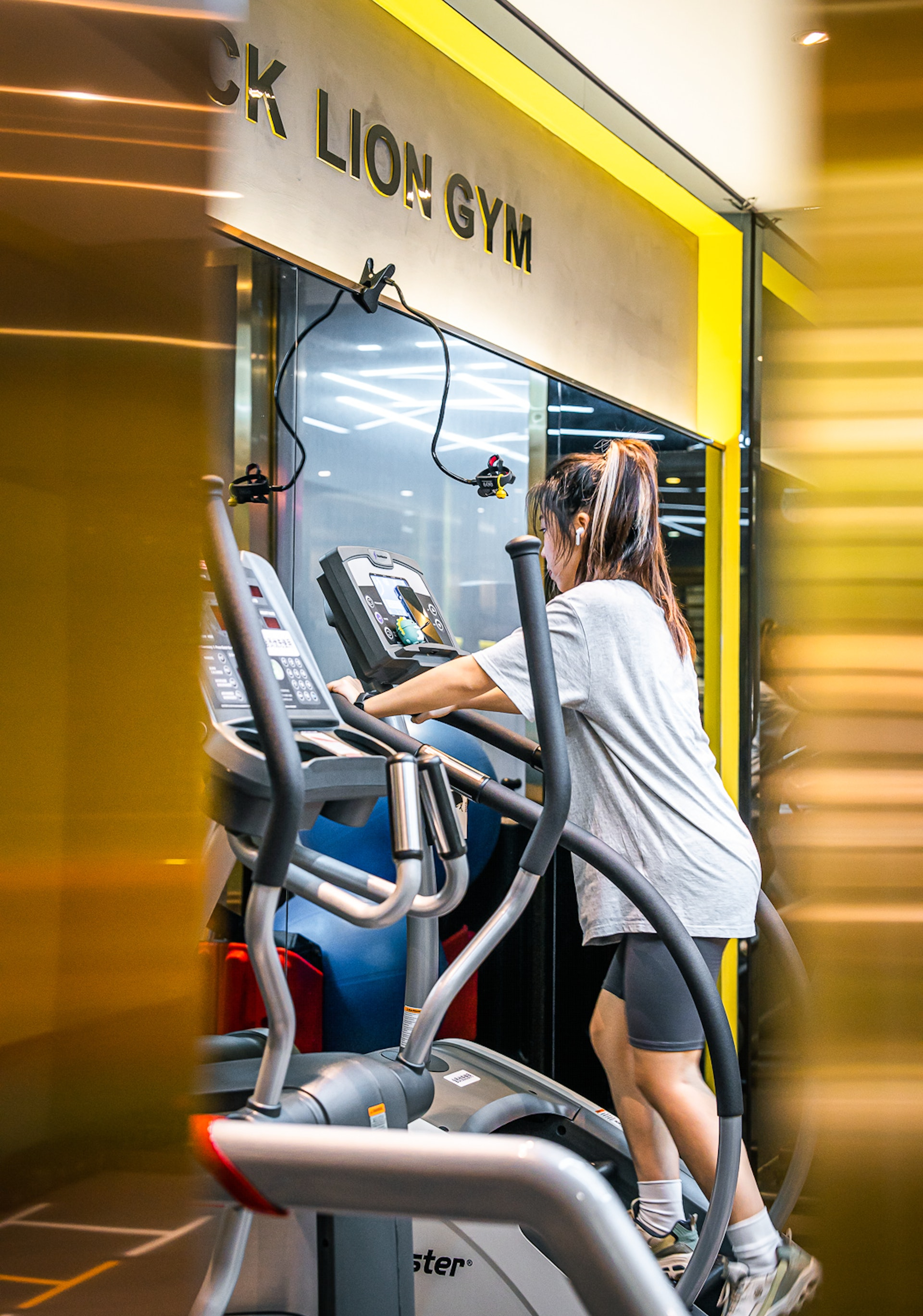 Nữ cảnh sát đặc cảnh rời ngành về làm vệ sĩ cho tài phiệt, 25 tuổi lương 90 triệu/ tháng- Ảnh 4.