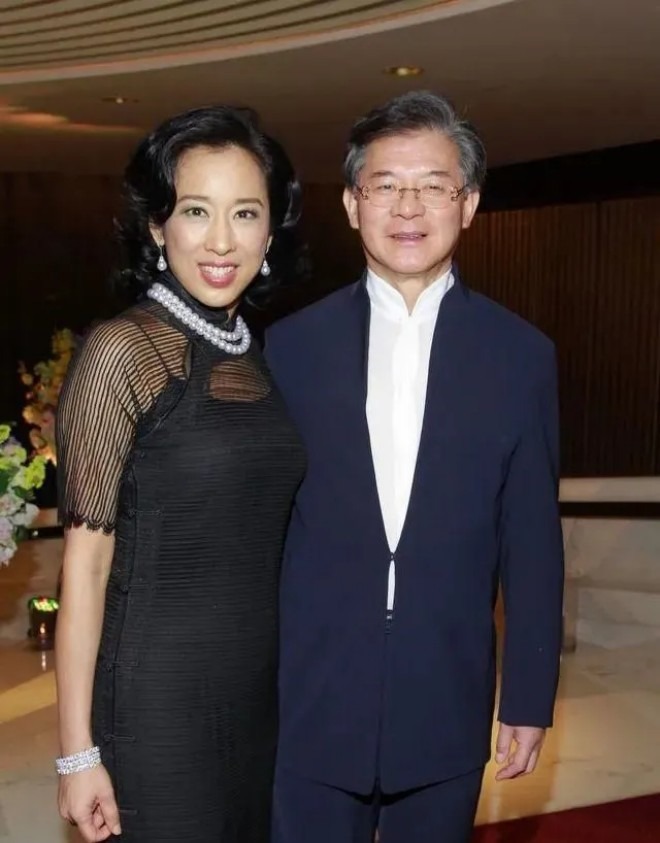 Hoa hậu "số hưởng" 2 lần cưới đại gia, U60 được cầu hôn bằng 60.000 tỷ đồng - Ảnh 7.