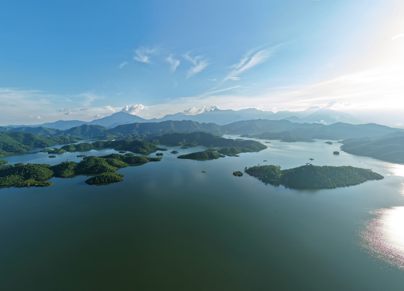 Hồ Núi Cốc trở thành trái tim đô thị, Thái Nguyên sẵn sàng bứt phá - Ảnh 2. Hồ Núi Cốc trở thành trái tim đô thị, Thái Nguyên sẵn sàng bứt phá - Ảnh 2.