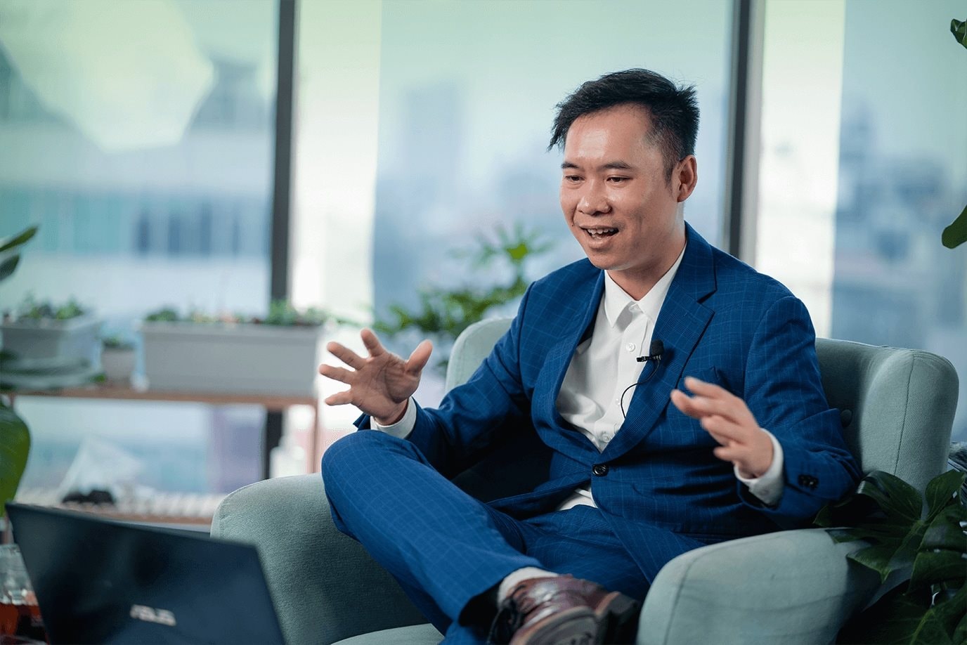 Cuộc đua sống còn của các thương hiệu F&B trong năm thanh lọc 2025: Đẹp - độc khuấy đảo thị trường nghìn tỷ, loạt đại gia “tất tay” đua với các ông lớn ngân hàng- Ảnh 5.