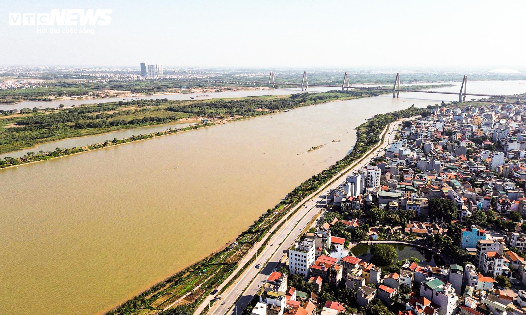 Toàn cảnh khu vực sắp xây hầm đường bộ 2 tầng qua sông Hồng gần 22.000 tỷ đồng- Ảnh 1.