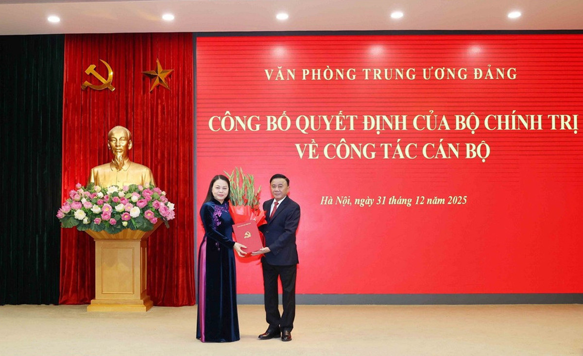Bà Nguyễn Thị Thu Hà làm Phó Chánh Văn phòng Thường trực Văn phòng TƯ Đảng- Ảnh 1.
