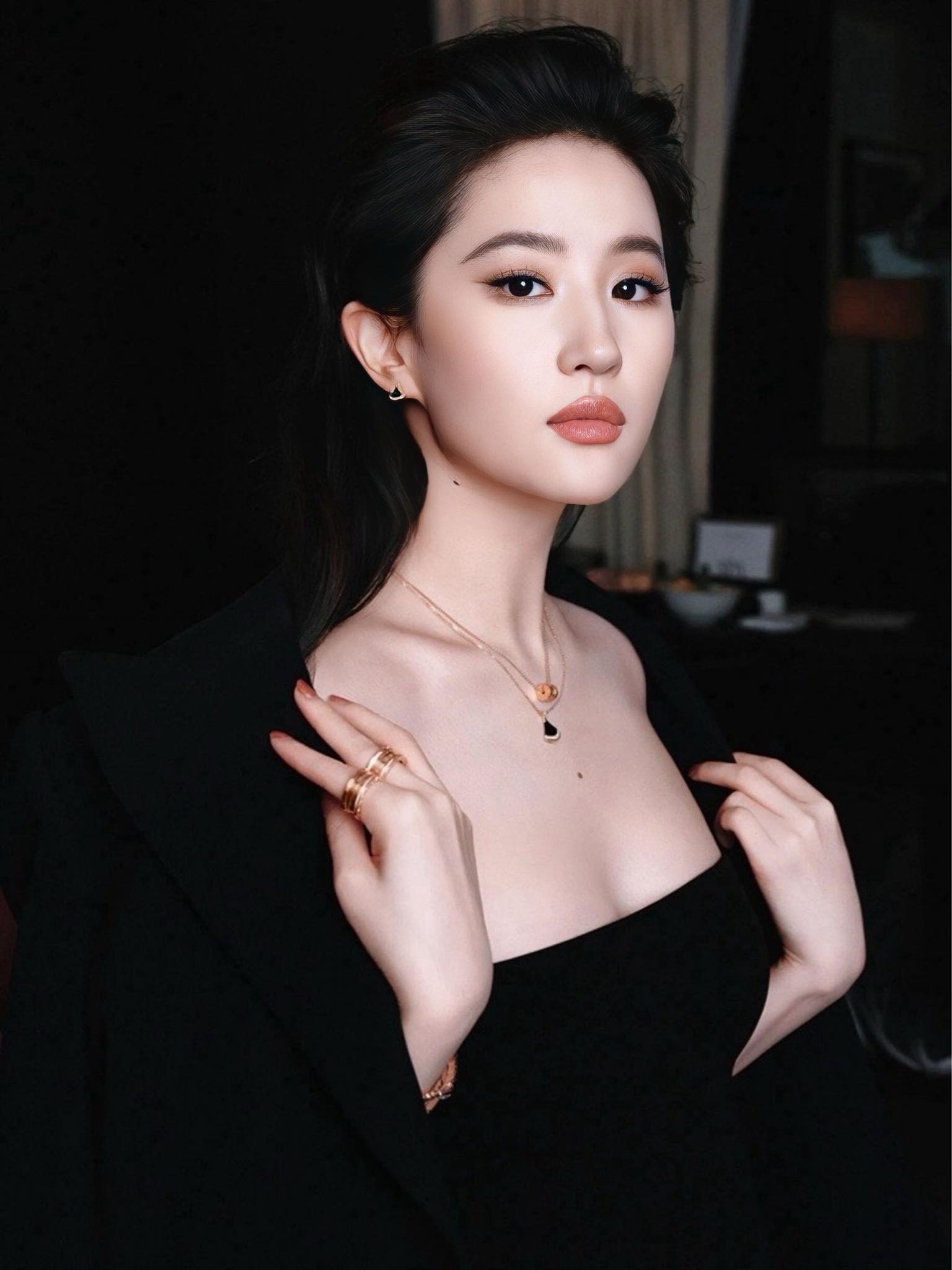 5 mỹ nhân đẹp nhất Trung Quốc 2025: Lưu Diệc Phi xếp sau Địch Lệ Nhiệt Ba, hạng 1 ai nghe tên cũng sốc- Ảnh 14.