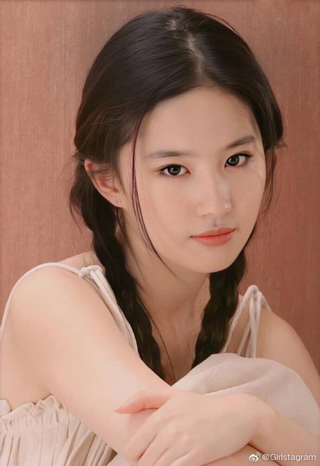 Khoảnh khắc khó tin của Lưu Diệc Phi năm 30 tuổi- Ảnh 9.