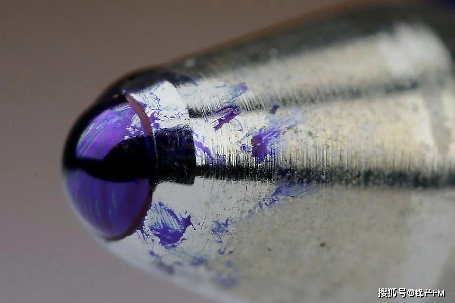 Vì sao trên thế giới chỉ có 4 quốc gia sản xuất được đầu bút bi?- Ảnh 2. Vì sao trên thế giới chỉ có 4 quốc gia sản xuất được đầu bút bi?- Ảnh 2.