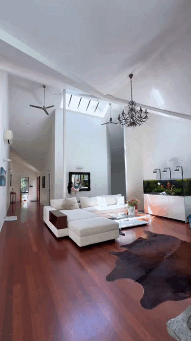 Nữ diễn viên Việt lấy chồng tỷ phú, sống như "bà hoàng", ngủ dậy có 5 hầu gái phục vụ - Ảnh 5.