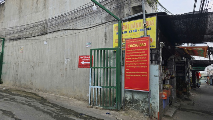 Số phận hàng chục căn nhà xây trên đất người khác ở TPHCM- Ảnh 3. Số phận hàng chục căn nhà xây trên đất người khác ở TPHCM- Ảnh 3.