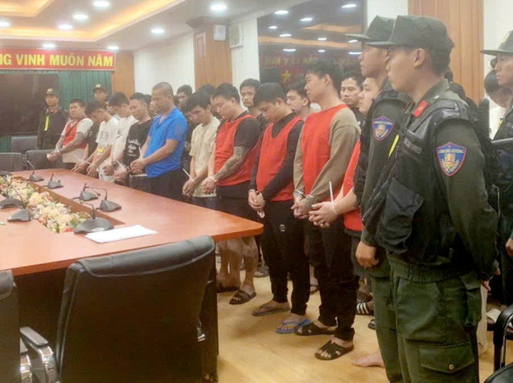 Bộ Công an bắt giữ nhóm lừa đảo ở Campuchia giả mạo Vingroup, Doji- Ảnh 1.