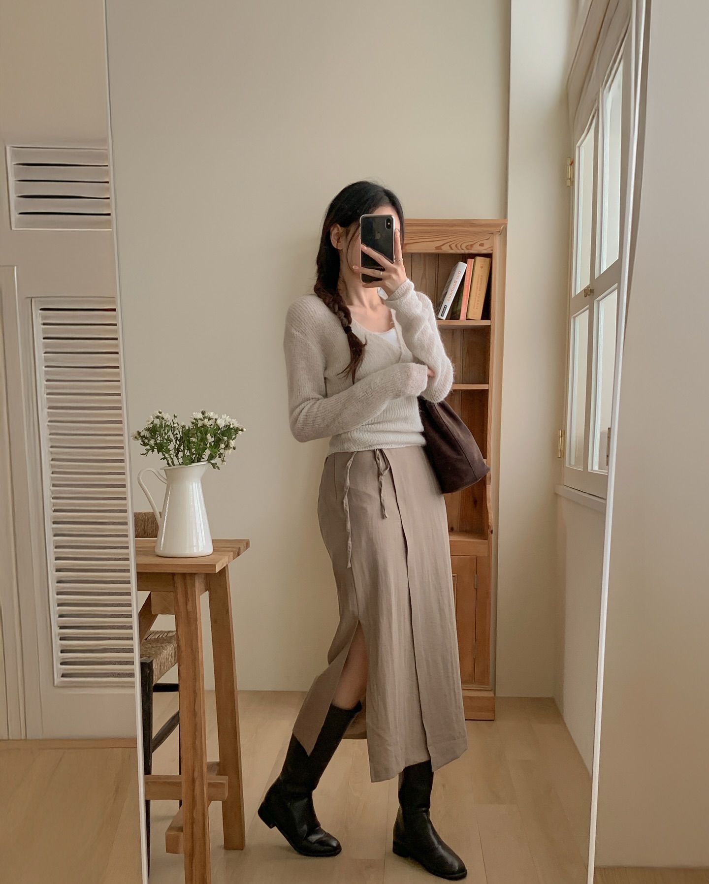 Mẫu chân váy được yêu thích nhất hiện tại vì "tinh hoa hội tụ", vừa sang trọng vừa tôn dáng tối đa - Ảnh 2.