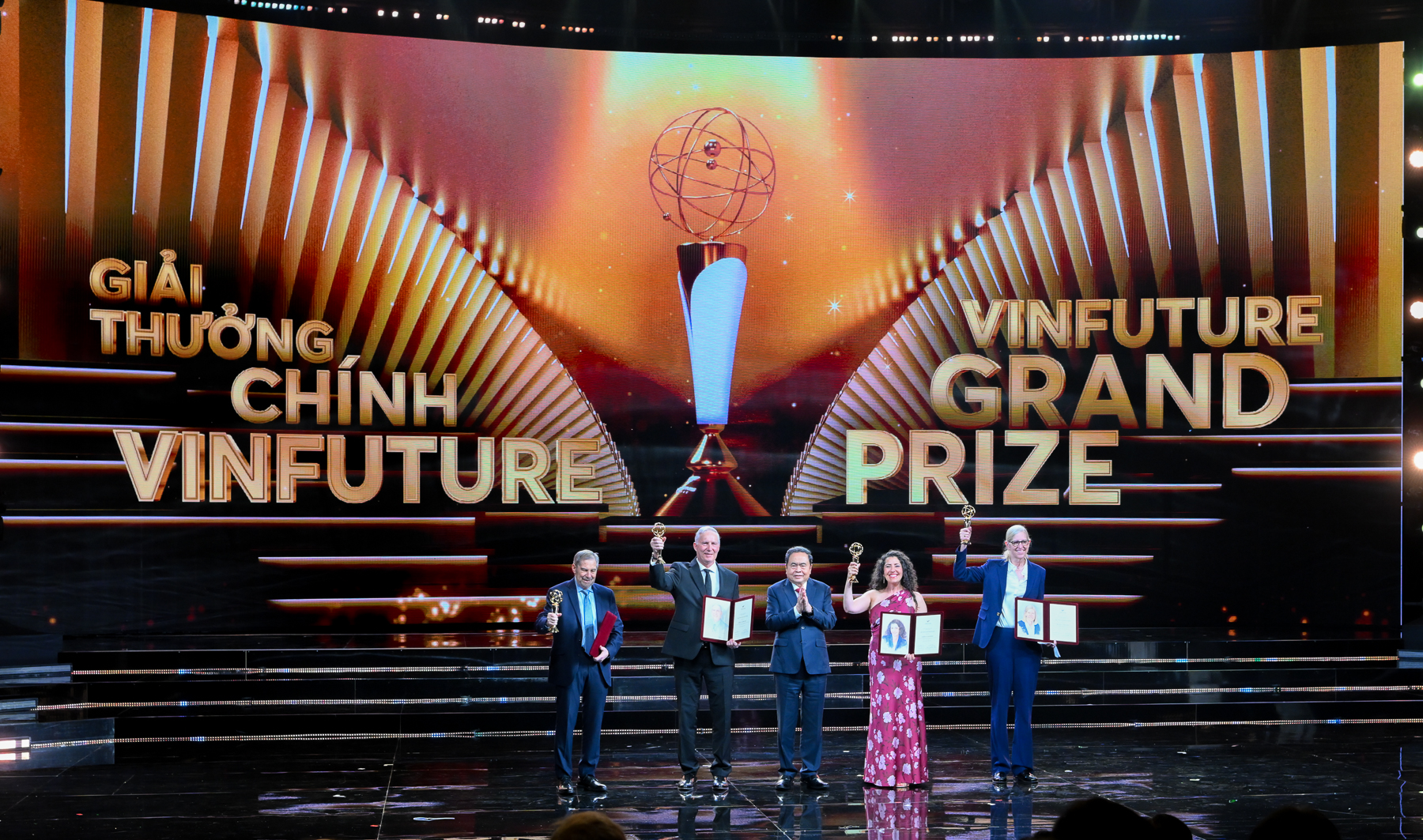 Lộ diện chủ nhân của giải thưởng trị giá 3 triệu USD từ quỹ của vợ chồng tỷ phú Phạm Nhật Vượng - Ảnh 1.