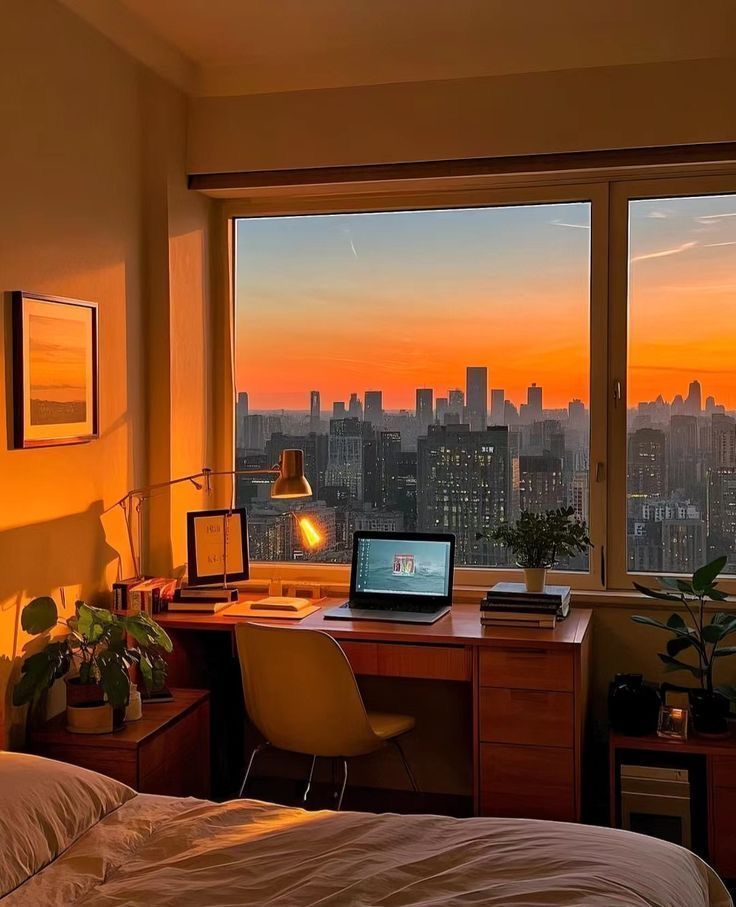 Chuyện nhà cửa năm nay hơi buồn: Cố mua thì long đong, đi thuê lại lận đận?- Ảnh 1.