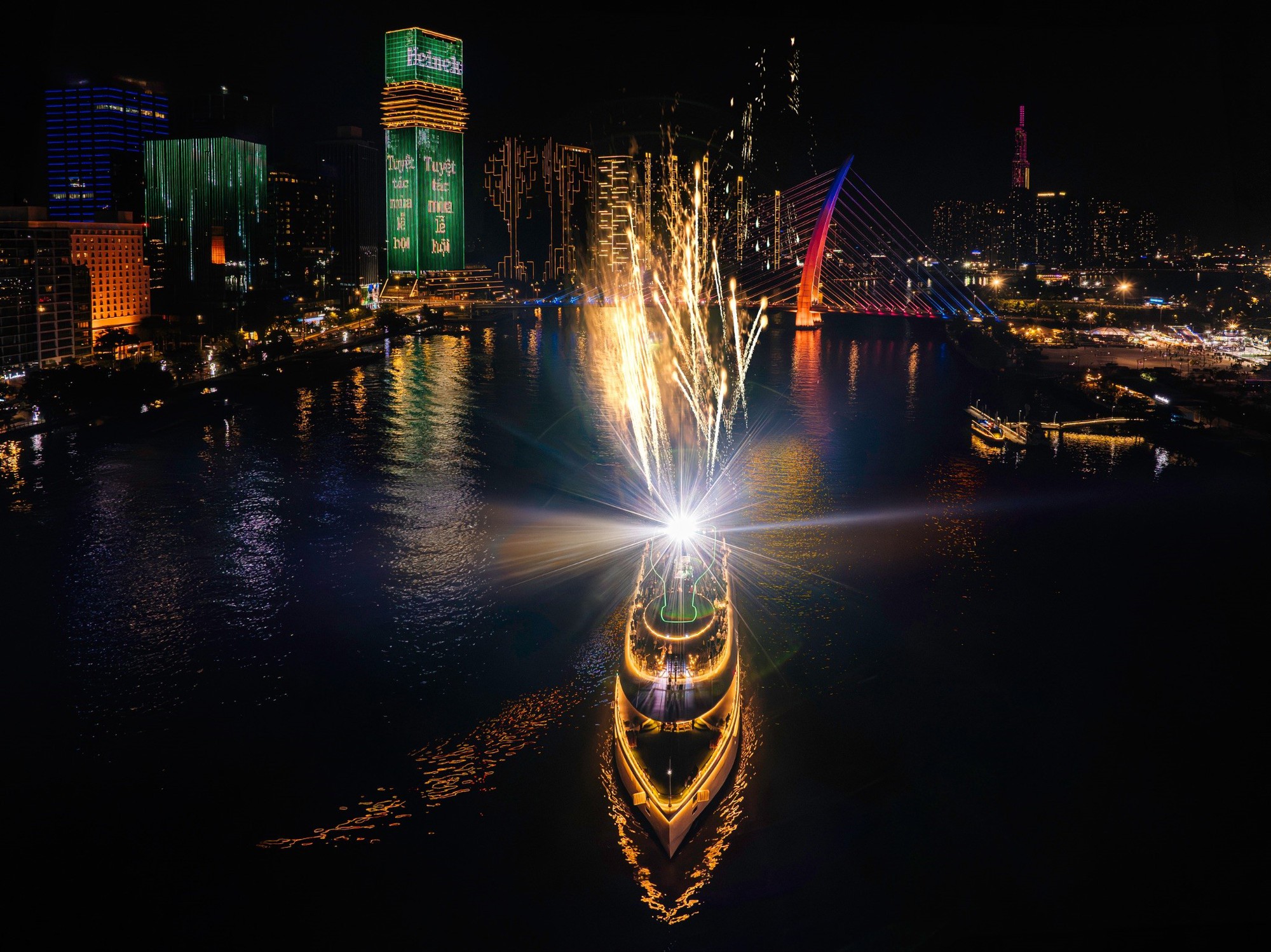 Heineken ra mắt Tuyết tác bia sủi độc bản Heineken Brut Lager - Ảnh 1. Heineken ra mắt Tuyết tác bia sủi độc bản Heineken Brut Lager - Ảnh 1.