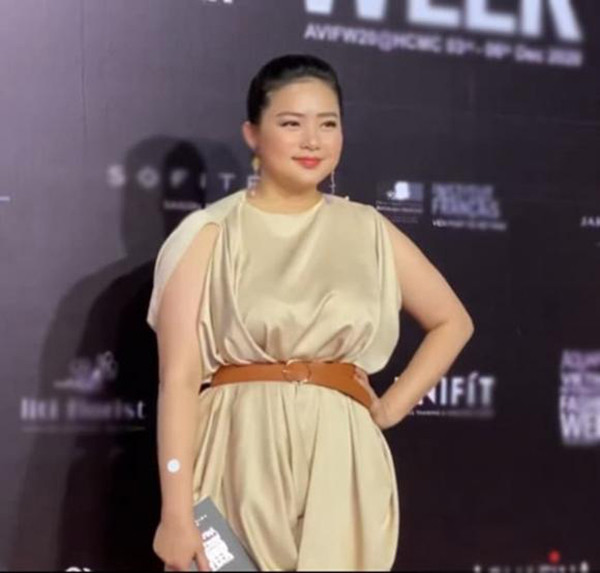 Mỹ nhân từng nặng 90kg "đổi đời" nhờ cưới đại gia, được tặng BĐS ở khắp nơi, khẳng định sẽ nuôi chồng nếu phá sản - Ảnh 3.