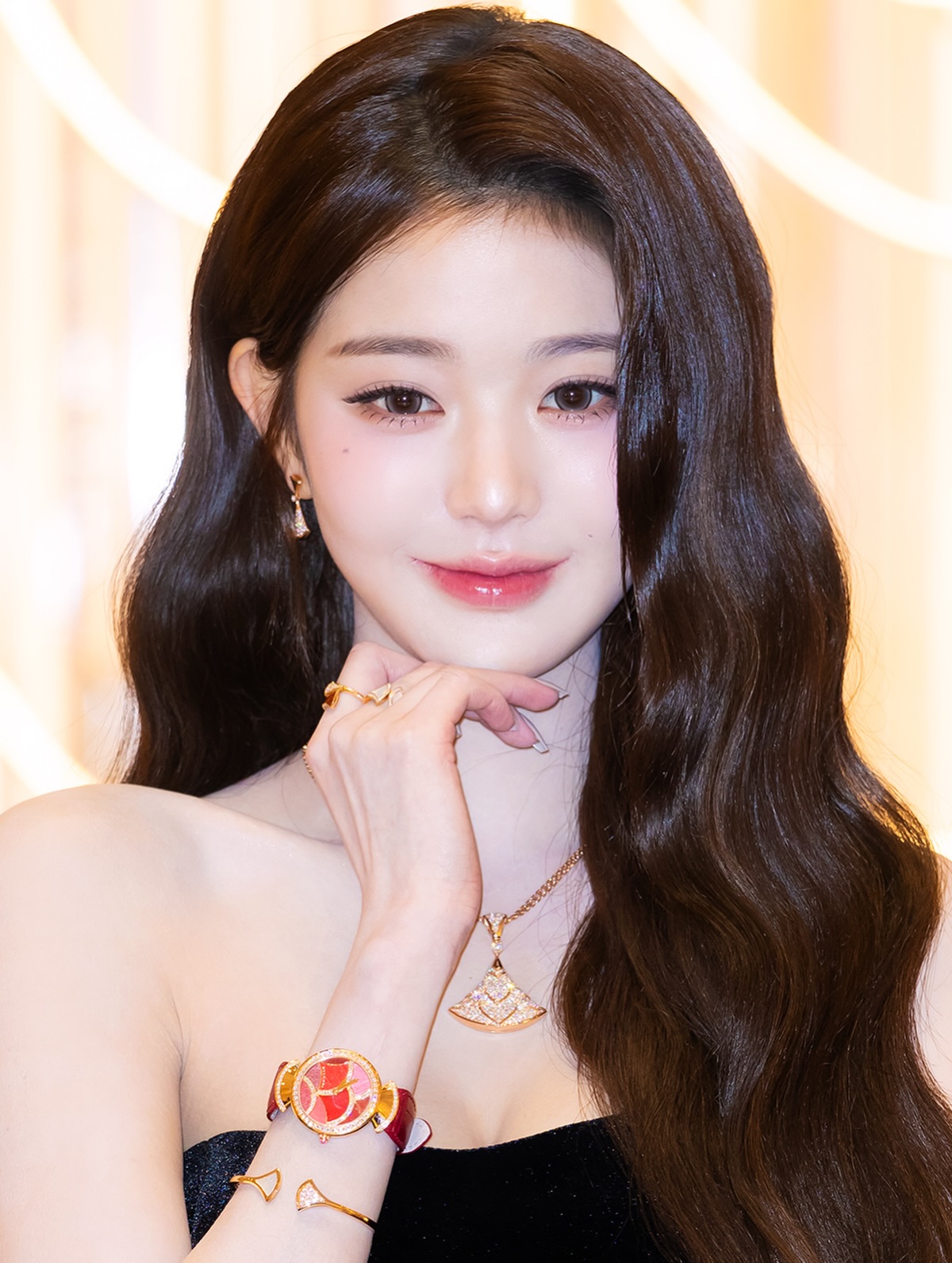 Cú xoay "ăn tiền" của công chúa Kpop- Ảnh 6.