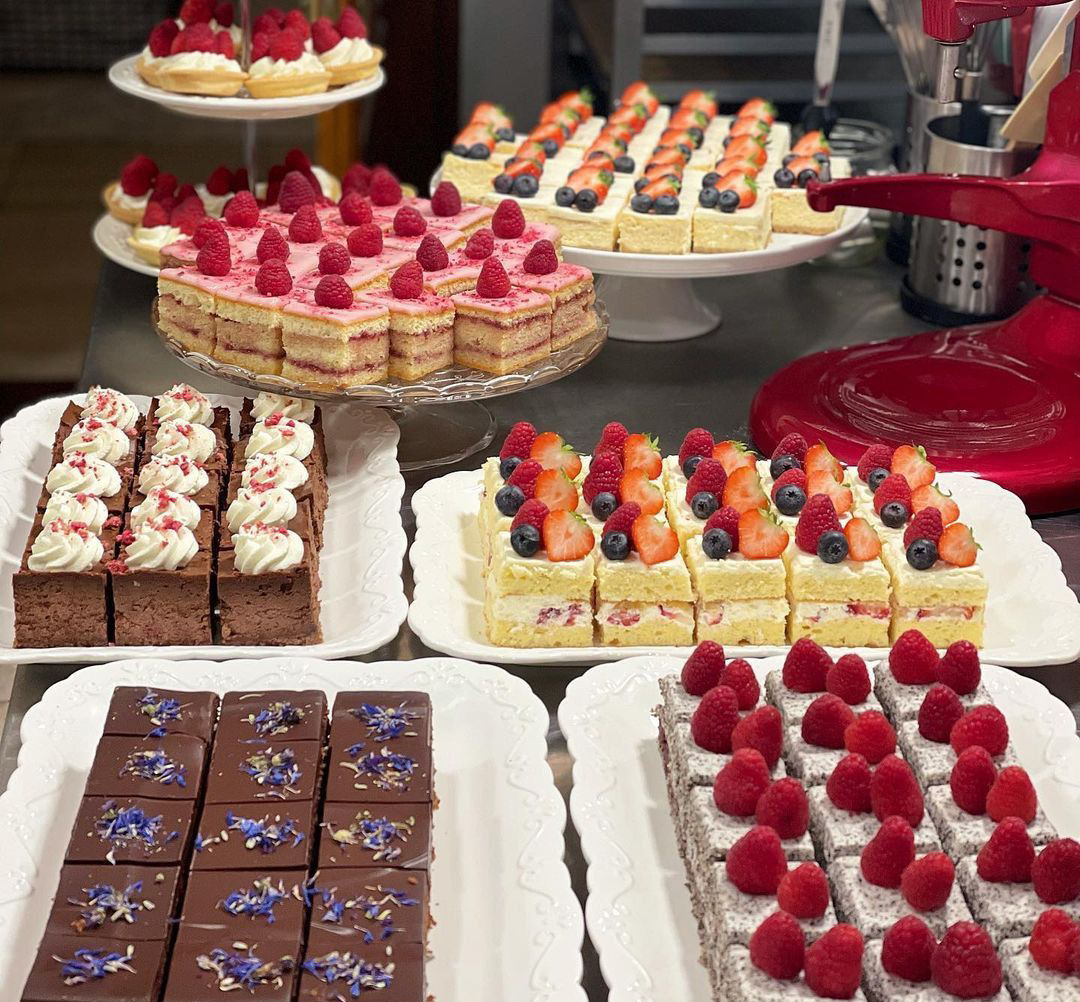 Bé gái 8 tuổi đã qua đời vì ung thư thận, người cha ôm con khóc nức nở: “Tất cả là tại tôi!” - Ảnh 1.