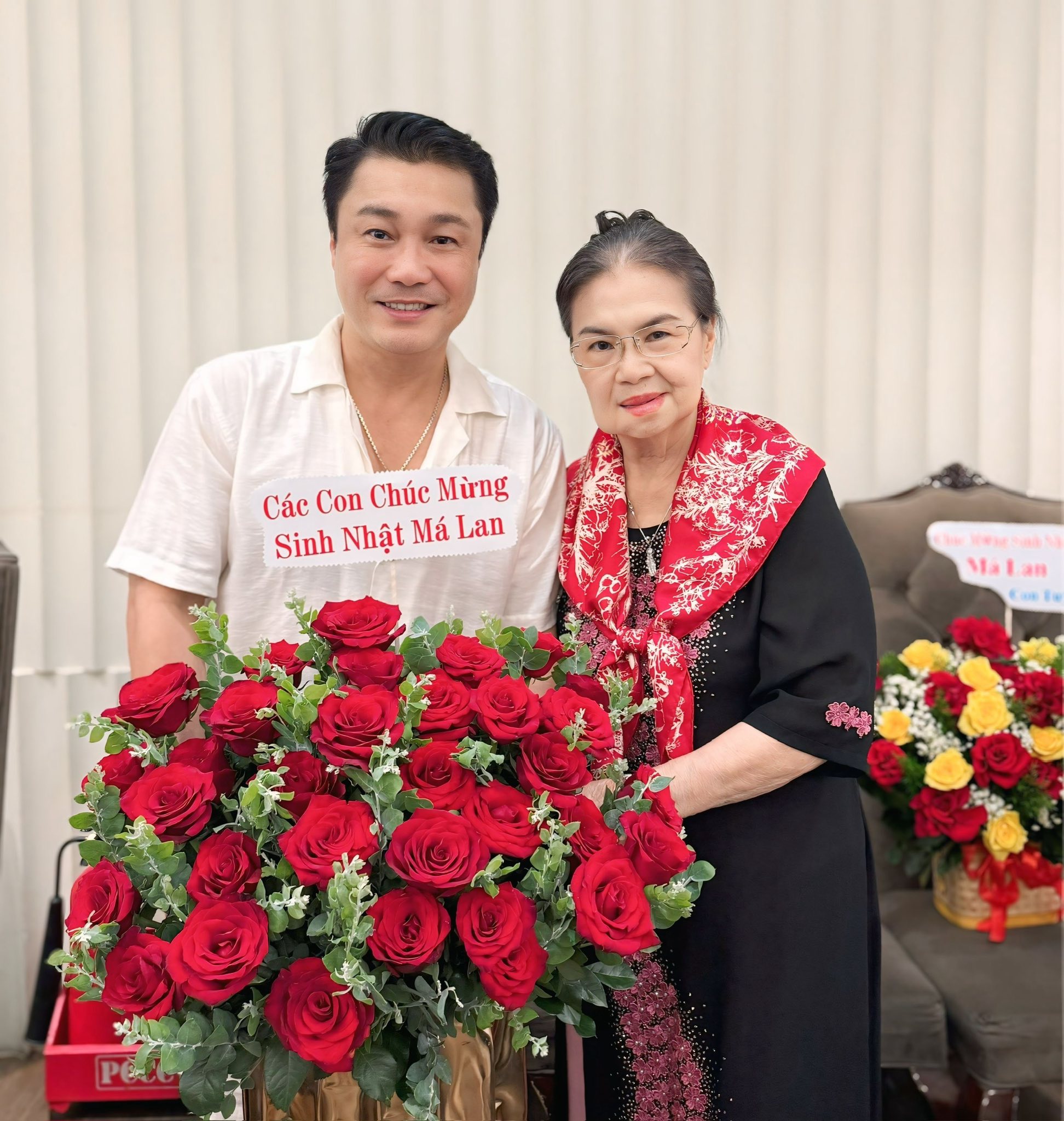 Ngoại hình tài tử U60 chưa vợ, ở biệt thự TP.HCM vài chục tỷ, đưa hết tiền cho mẹ giữ- Ảnh 7. Ngoại hình tài tử U60 chưa vợ, ở biệt thự TP.HCM vài chục tỷ, đưa hết tiền cho mẹ giữ- Ảnh 7.