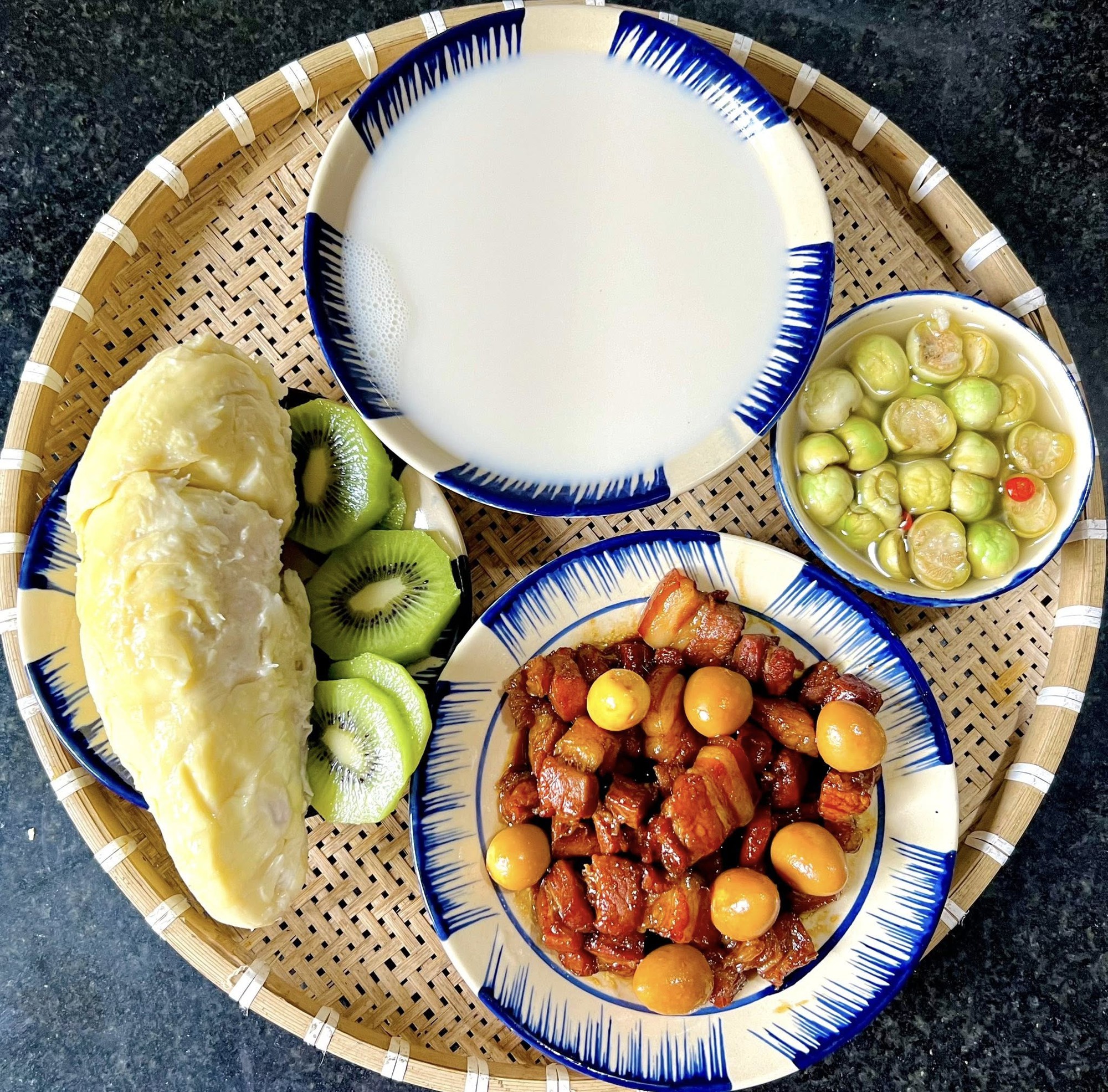 Thực đơn cơm cữ "10 điểm không có nhưng" của mẹ 3 con khiến ai nhìn cũng muốn đẻ thêm vài bé!- Ảnh 13.