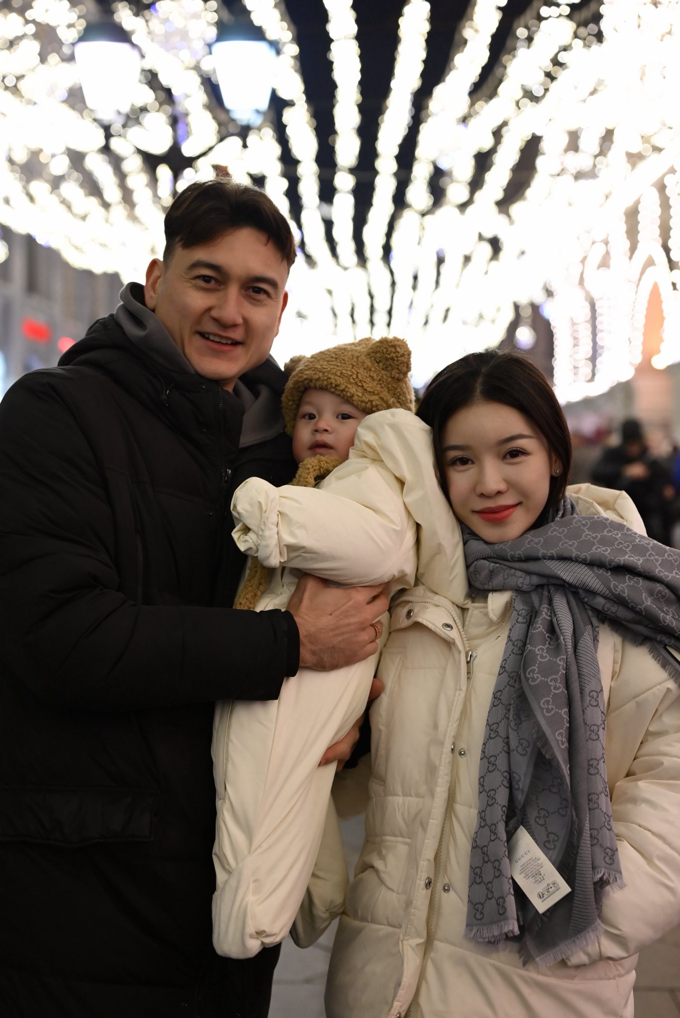 Quý tử nhà thủ môn Lâm Tây - Yến Xuân chiếm spotlight, sinh ra từ vạch đích, visual lại đáng yêu quá đỗi- Ảnh 7. Quý tử nhà thủ môn Lâm Tây - Yến Xuân chiếm spotlight, sinh ra từ vạch đích, visual lại đáng yêu quá đỗi- Ảnh 7.