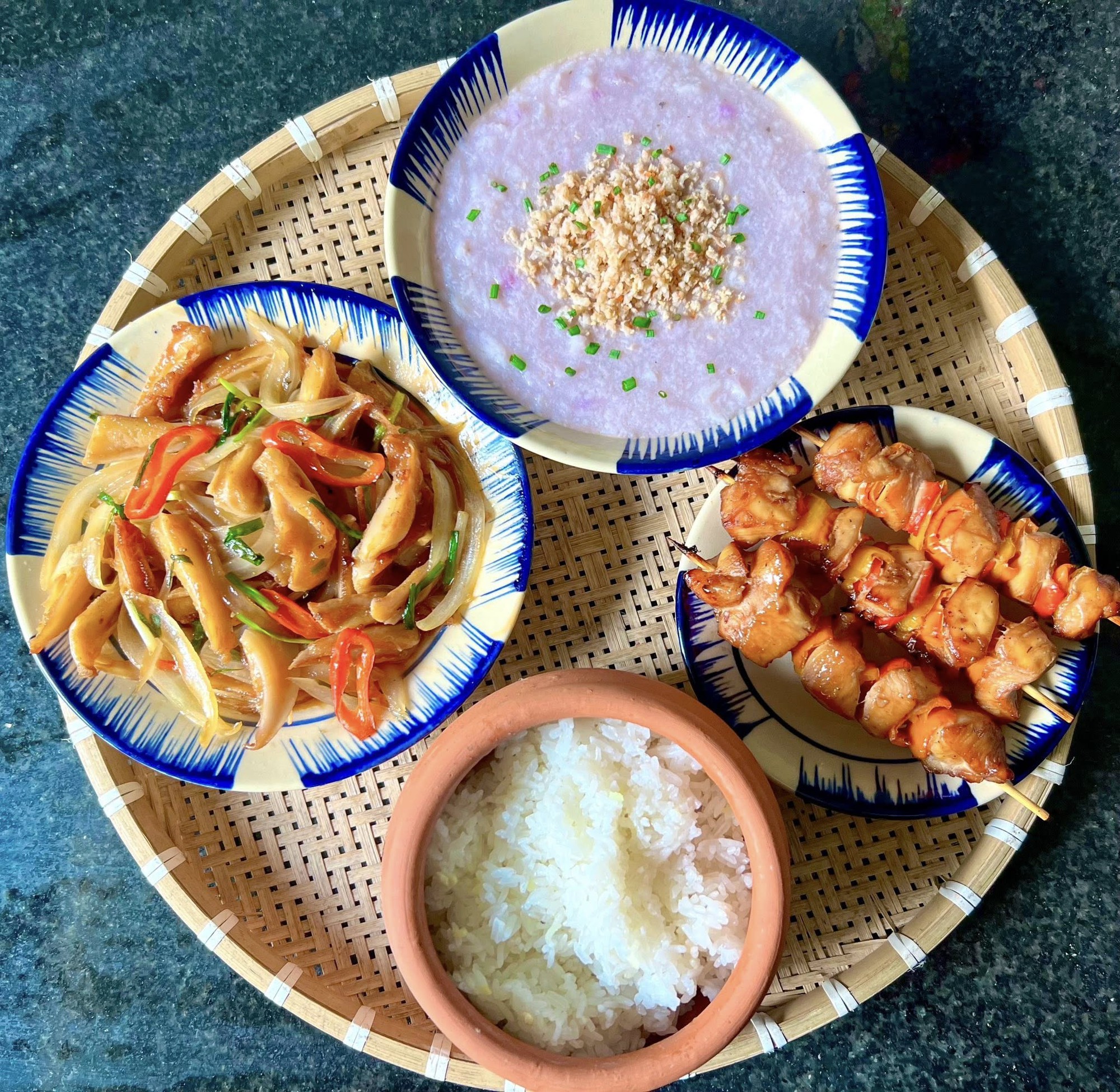 Thực đơn cơm cữ "10 điểm không có nhưng" của mẹ 3 con khiến ai nhìn cũng muốn đẻ thêm vài bé!- Ảnh 10.