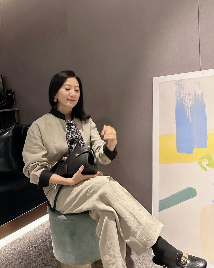 Bước sang tuổi 40: 4 khoản tiền bắt buộc phải có nếu không muốn "khủng hoảng tuổi trung niên"- Ảnh 2.