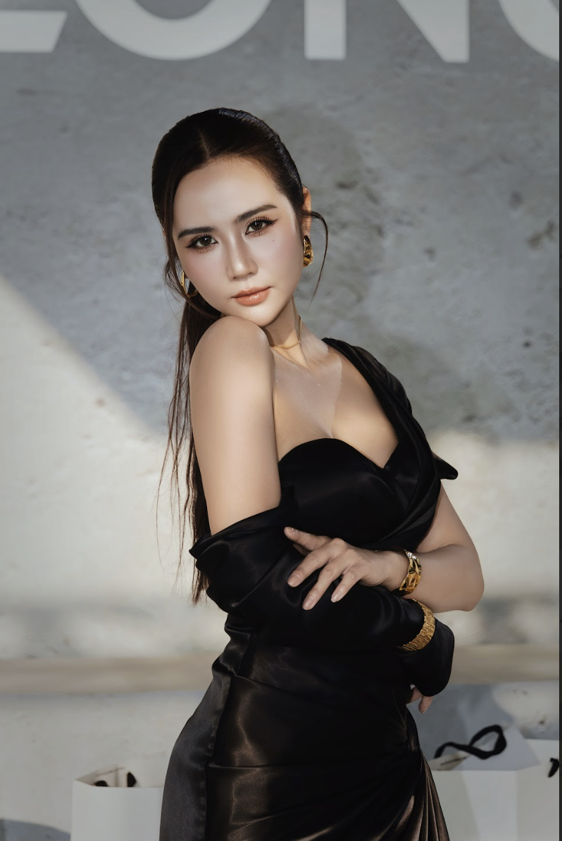 Mỗi lần nhìn mỹ nhân Việt này là một lần rửa mắt: Vừa đẹp vừa sang lại còn trẻ, đố tìm nổi góc chết- Ảnh 1.