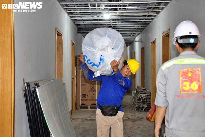 Tăng tốc lắp thiết bị trong tháp không lưu Long Thành, đón chuyến bay đầu tiên- Ảnh 4.