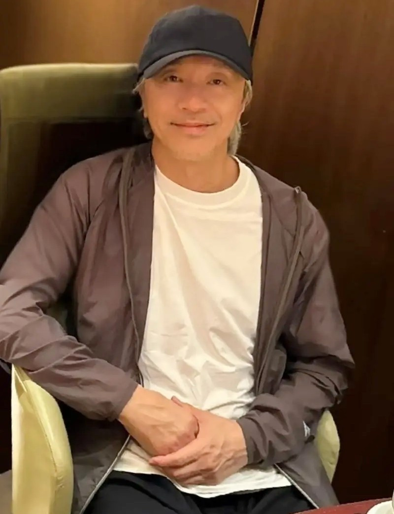 Cuộc sống 3 năm mặc một chiếc áo của Châu Tinh Trì- Ảnh 4.