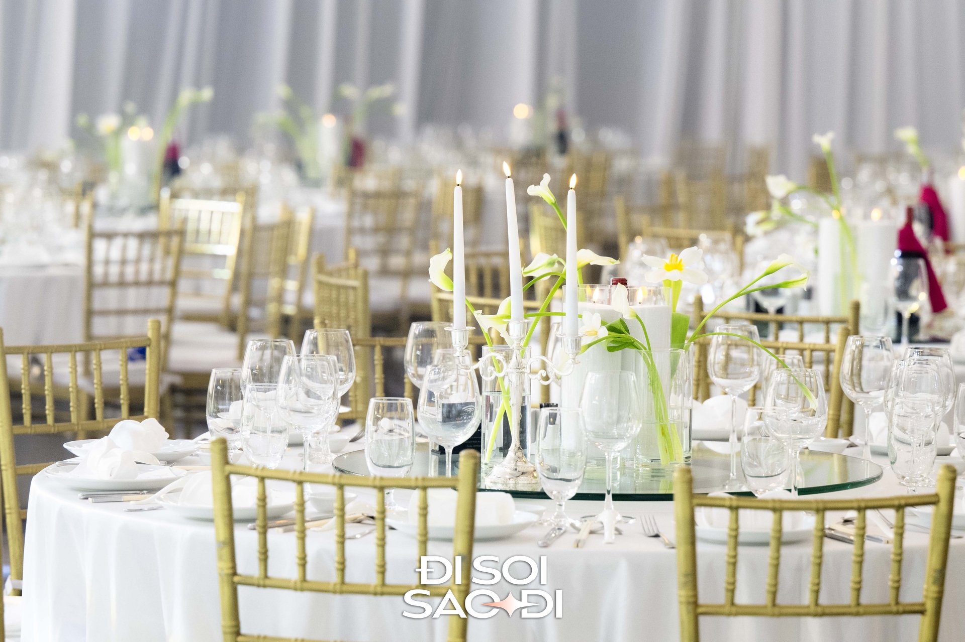 Đám cưới Hương Ly tại Hà Nội: Hé lộ không gian hoành tráng, chú rể doanh nhân tất bật- Ảnh 9. Đám cưới Hương Ly tại Hà Nội: Hé lộ không gian hoành tráng, chú rể doanh nhân tất bật- Ảnh 9.