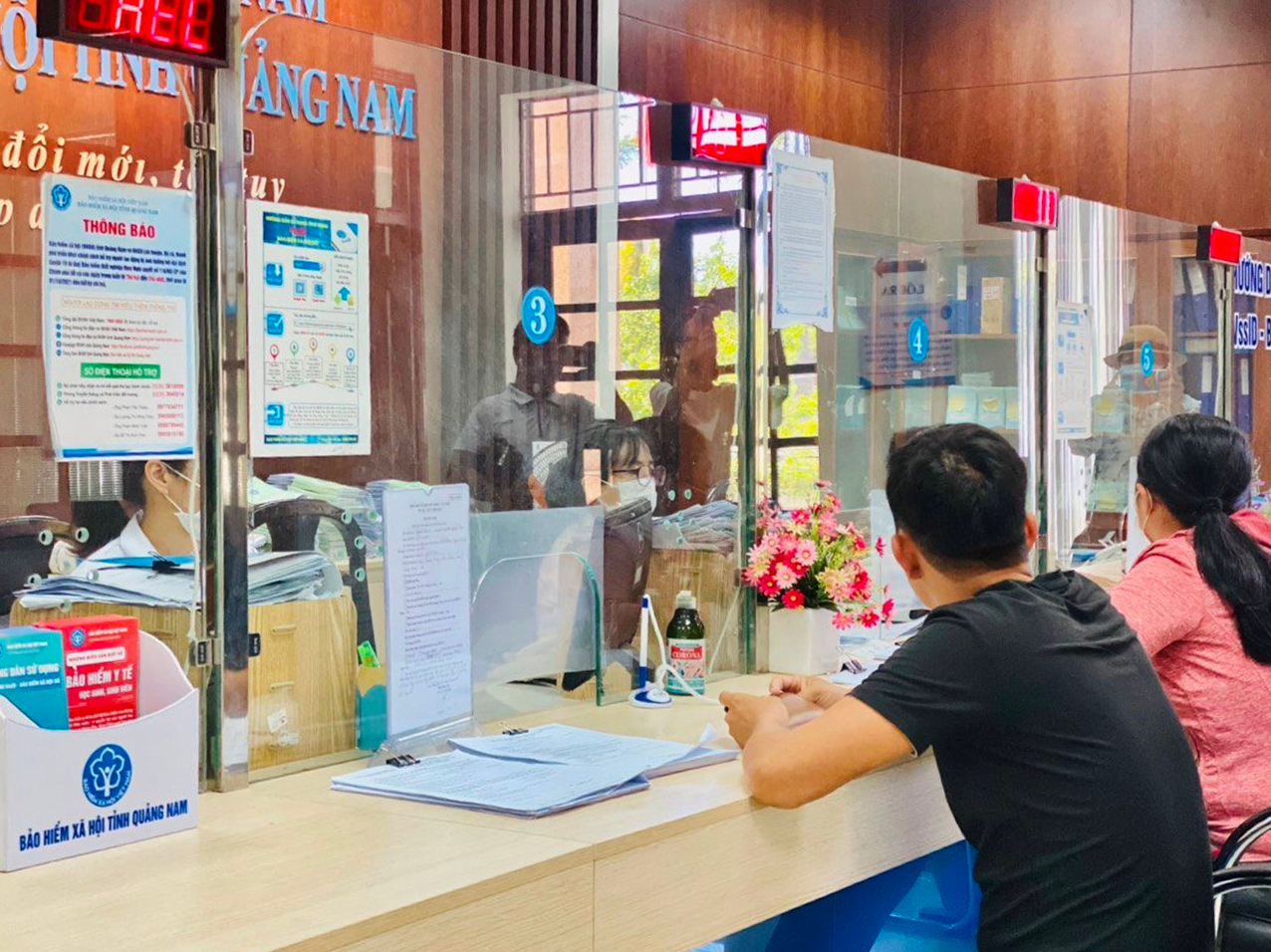 Bảo hiểm xã hội Việt Nam phát thông báo quan trọng đến người dân cả nước- Ảnh 1. Bảo hiểm xã hội Việt Nam phát thông báo quan trọng đến người dân cả nước- Ảnh 1.