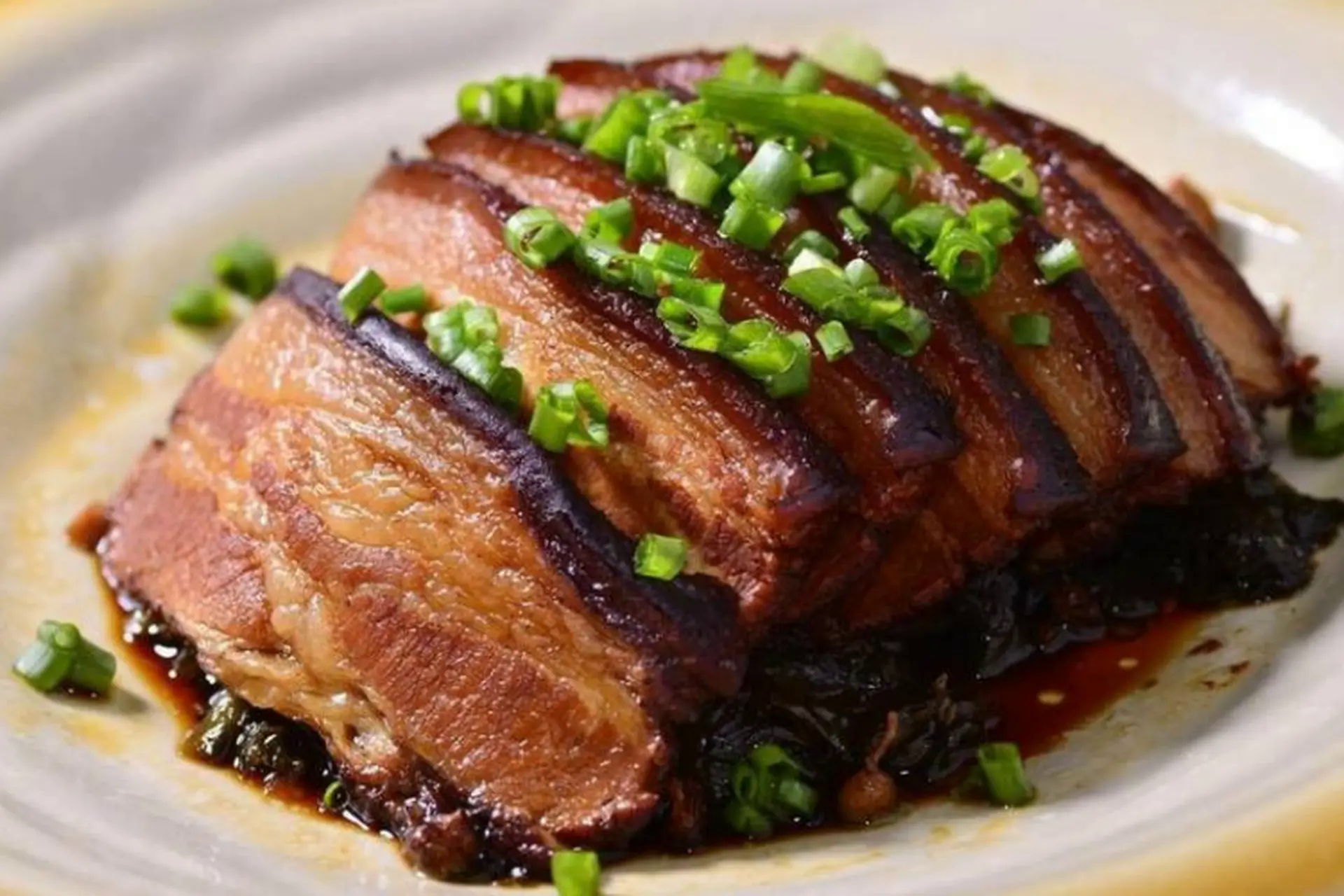 Món bánh cái tên "độc lạ" của Lạng Sơn, du khách nhận xét: Tưởng khó ăn nhưng ngon không tưởng!- Ảnh 6. Món bánh cái tên "độc lạ" của Lạng Sơn, du khách nhận xét: Tưởng khó ăn nhưng ngon không tưởng!- Ảnh 6.