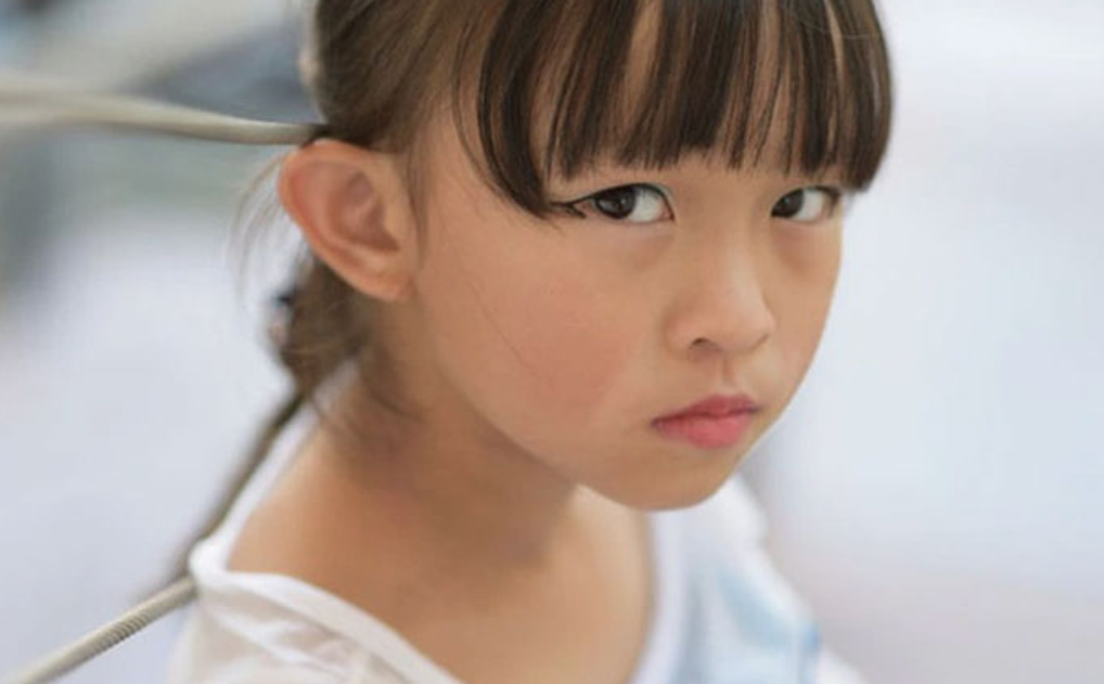 Trẻ lớn lên bất hiếu thường do 3 kiểu nuôi dạy kém cỏi này của cha mẹ!- Ảnh 1.