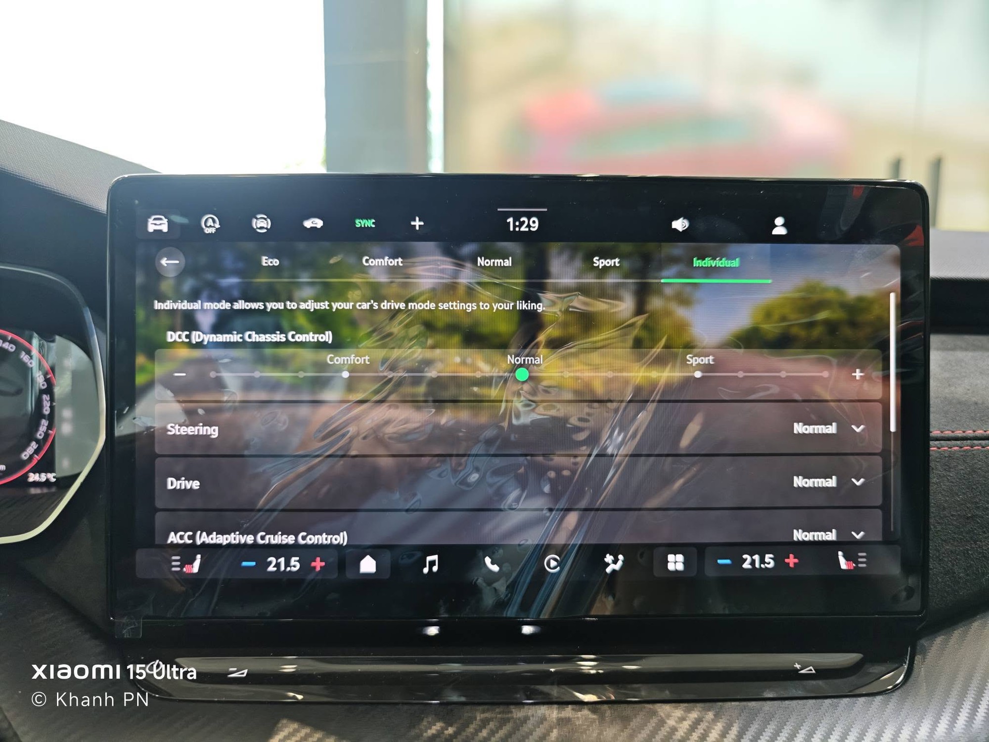 Cận cảnh Skoda Octavia vRS tại đại lý: Giá tạm tính 1,5 tỷ đồng, cạnh tranh VW Golf R bằng động cơ 265 mã lực, có thể ra mắt ngay tháng này - Ảnh 8.