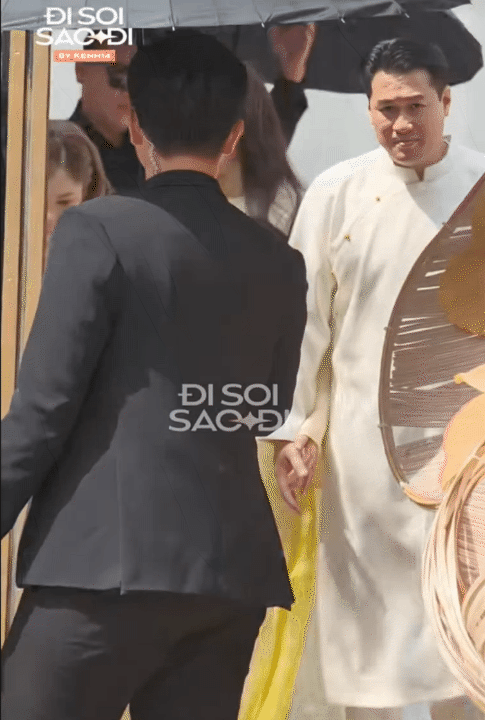 Đẳng cấp dâu hào môn: 4 tiêu chí chọn áo dài "bất di bất dịch" của chị em Hà Tăng - Linh Rin - Ảnh 3.