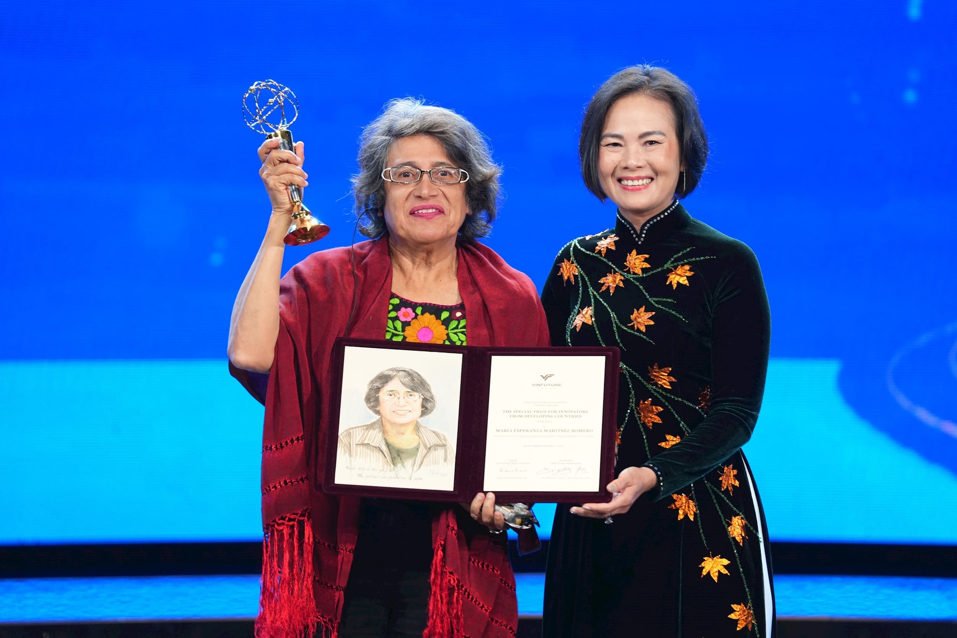 "Khi nhận được email từ giải thưởng của tỷ phú Phạm Nhật Vượng, tôi chần chừ vì giờ lừa đảo rất nhiều"- Ảnh 2.