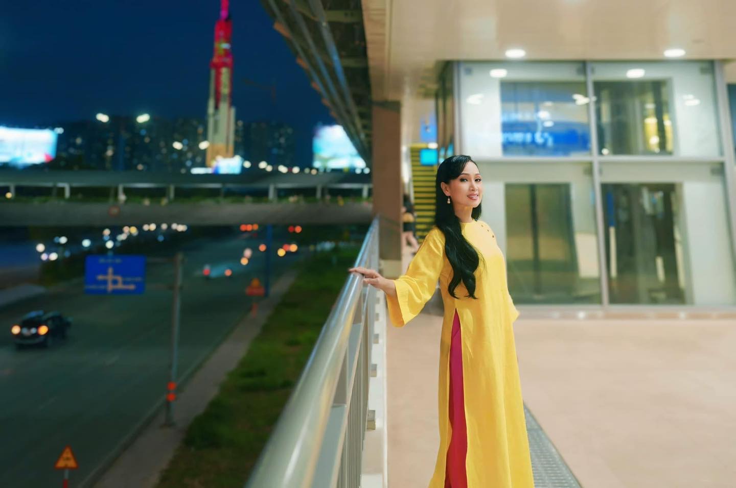 Nhan sắc ca sĩ giàu nhất Việt Nam, sở hữu 35 nghìn tỷ, đi phi cơ riêng, biệt thự có cả nhà hát Opera- Ảnh 7.