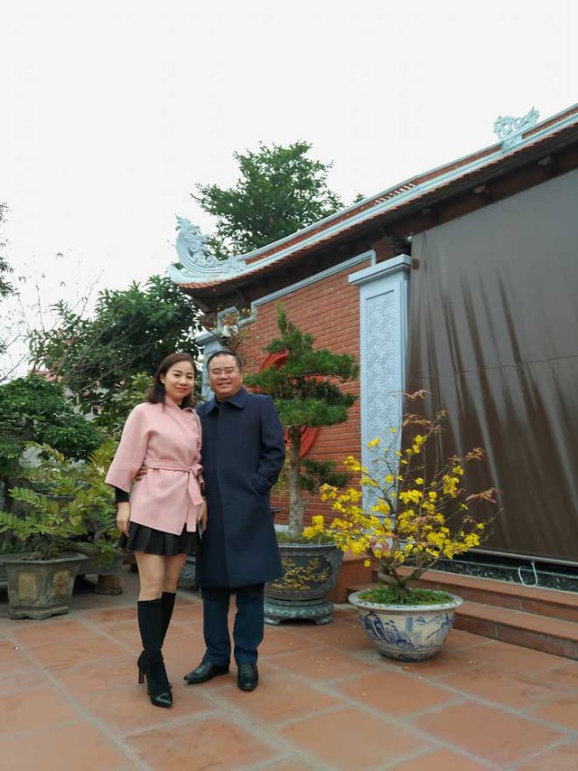 Nhan sắc vợ kém 13 tuổi của nam Đại tá là NSND, nguyên Giám đốc Nhà hát Chèo Quân đội- Ảnh 1.