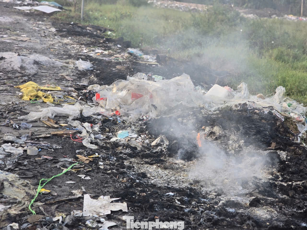 'Điểm danh' những tác nhân khiến Hà Nội ô nhiễm nhất thế giới- Ảnh 23. 'Điểm danh' những tác nhân khiến Hà Nội ô nhiễm nhất thế giới- Ảnh 23.