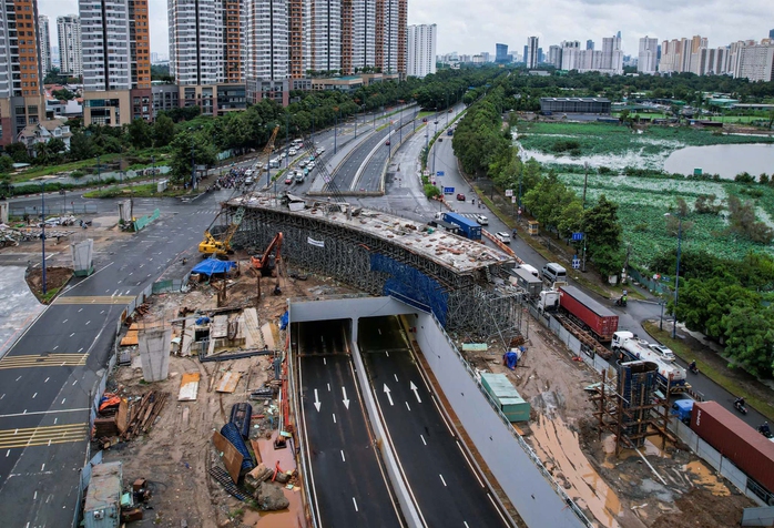 Mở đường cho TP HCM tăng tốc, vươn tầm- Ảnh 1.