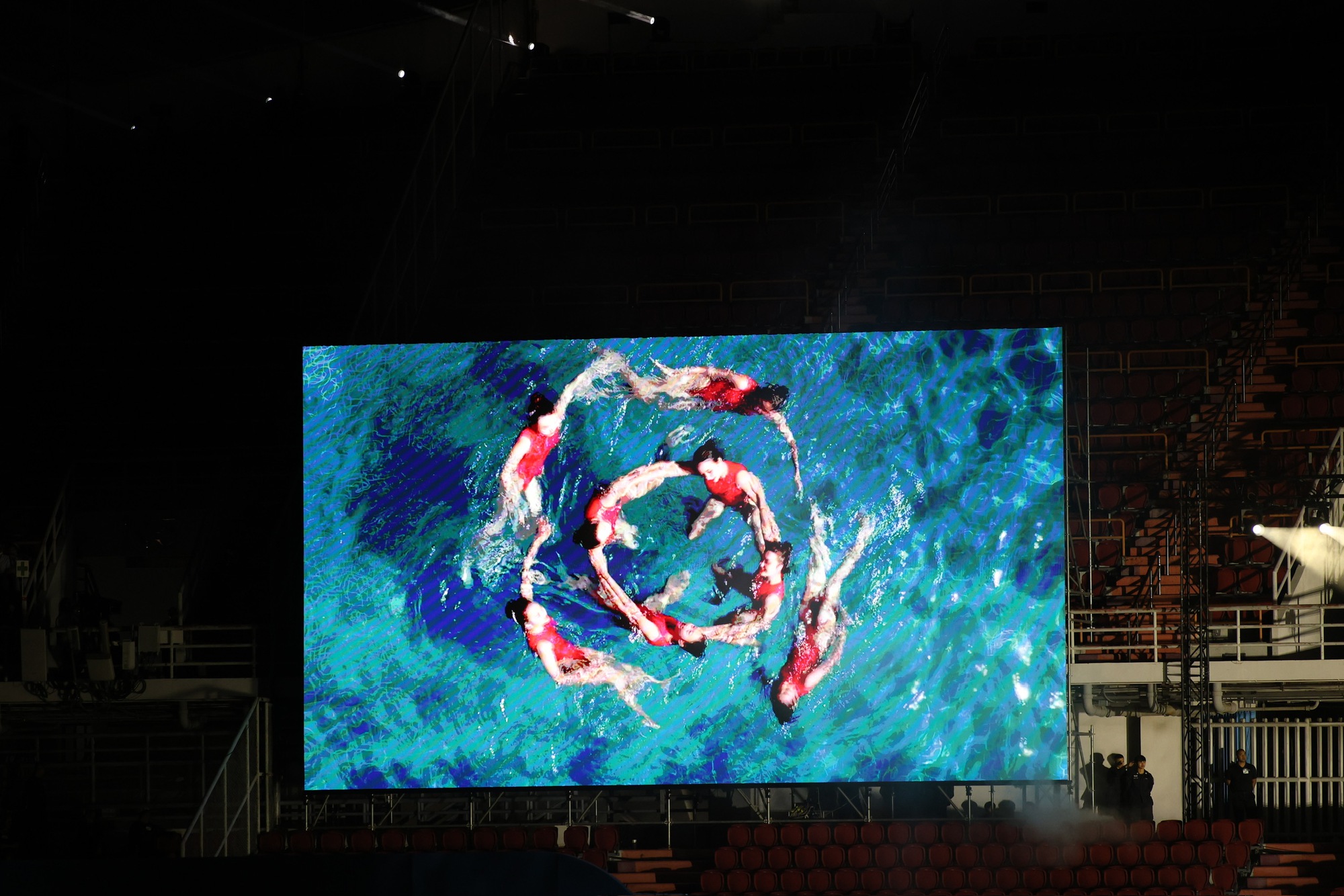 Ảnh: Toàn cảnh khai mạc SEA Games 33, lá cờ tổ quốc Việt Nam tự hào tung bay trên đấu trường khu vực- Ảnh 11. Ảnh: Toàn cảnh khai mạc SEA Games 33, lá cờ tổ quốc Việt Nam tự hào tung bay trên đấu trường khu vực- Ảnh 11.