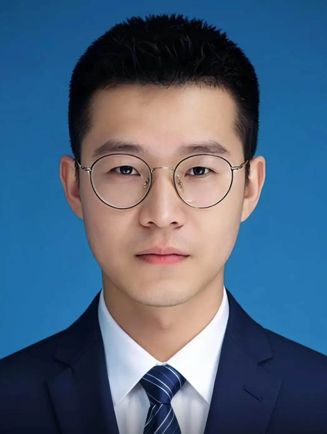 Shipper 28 tuổi chỉ chạy 20 đơn/ngày: 17 tháng sau, chân tướng lộ ra khiến 110 triệu người nghẹn lời- Ảnh 2. Shipper 28 tuổi chỉ chạy 20 đơn/ngày: 17 tháng sau, chân tướng lộ ra khiến 110 triệu người nghẹn lời- Ảnh 2.