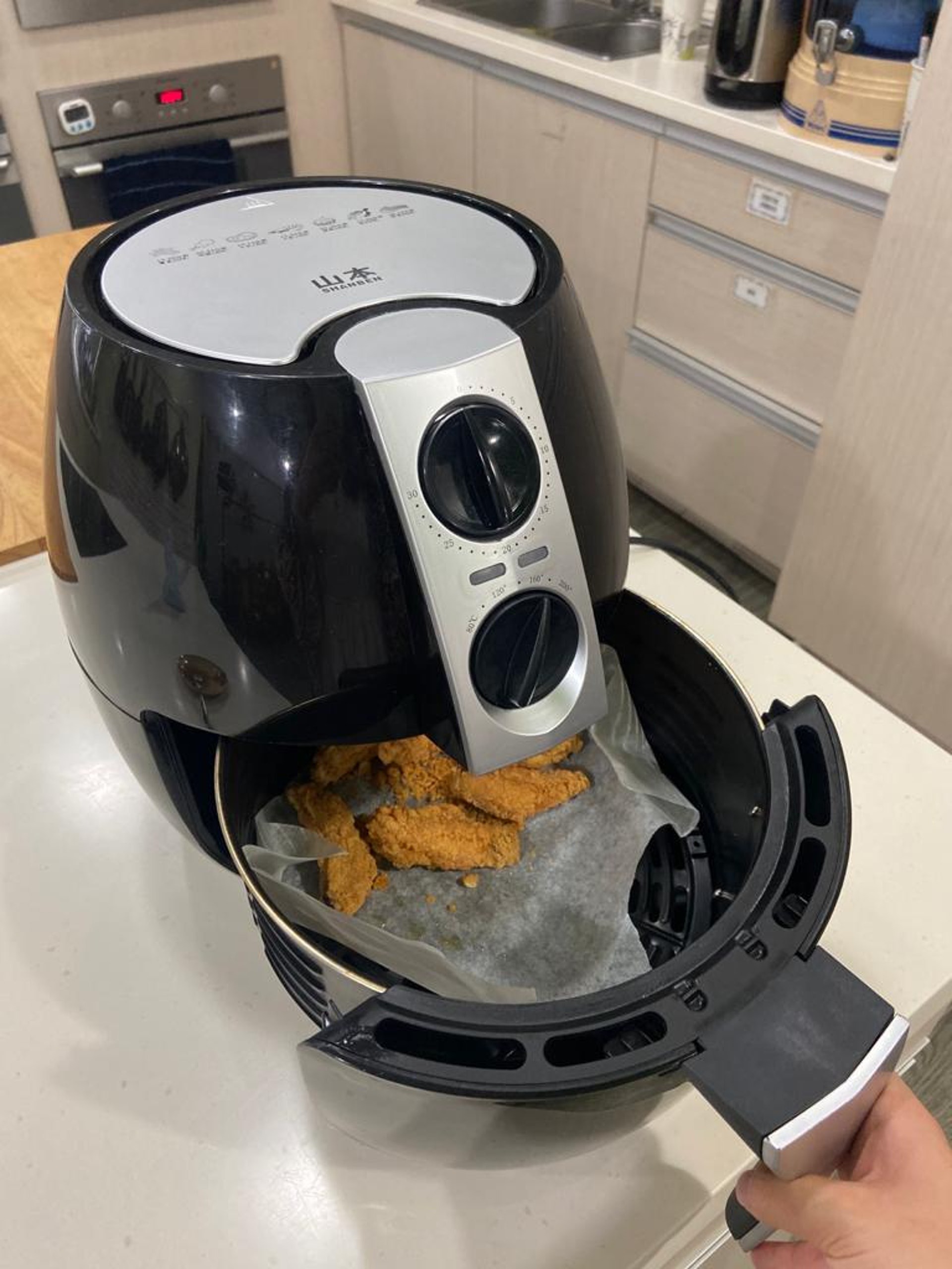 5 thứ ĐẠI KỊ với nồi chiên không dầu, ai đang dùng đều nên biết- Ảnh 1.