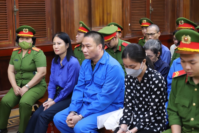 Anh trai tiết lộ gia đình gom góp 66 tỉ đồng mong Anh trai tiết lộ gia đình gom góp 66 tỉ đồng mong