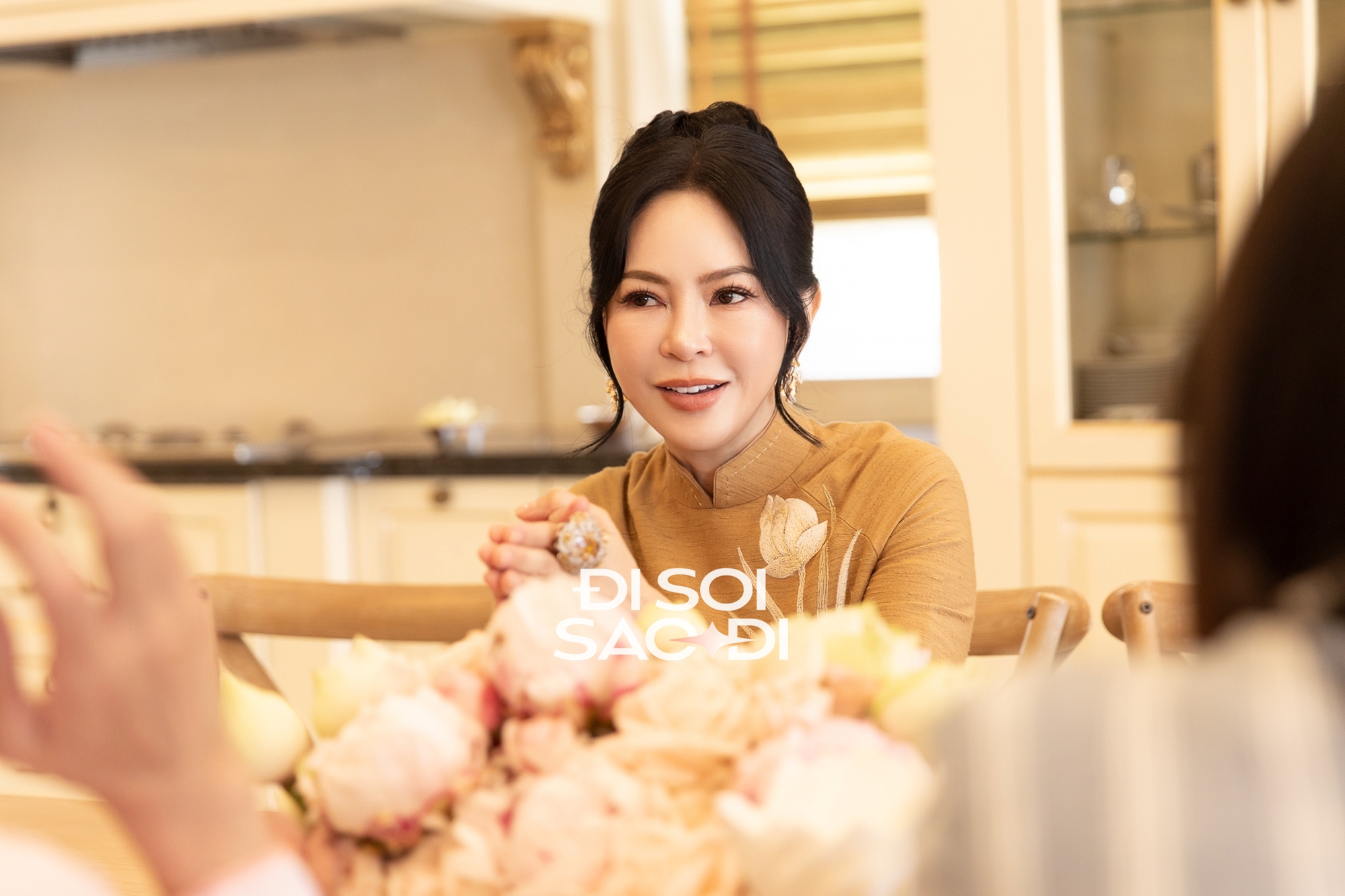 Cùng là đám cưới nhưng đây là chuyện Tiên Nguyễn được làm, Hà Tăng - Linh Rin thì không!- Ảnh 5. Cùng là đám cưới nhưng đây là chuyện Tiên Nguyễn được làm, Hà Tăng - Linh Rin thì không!- Ảnh 5.