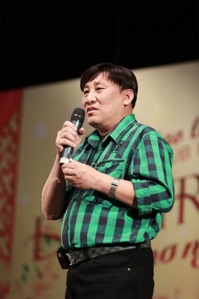 Người đàn ông 5 ngày không ăn 1 miếng cơm nào vì lo cho Đan Trường- Ảnh 2.