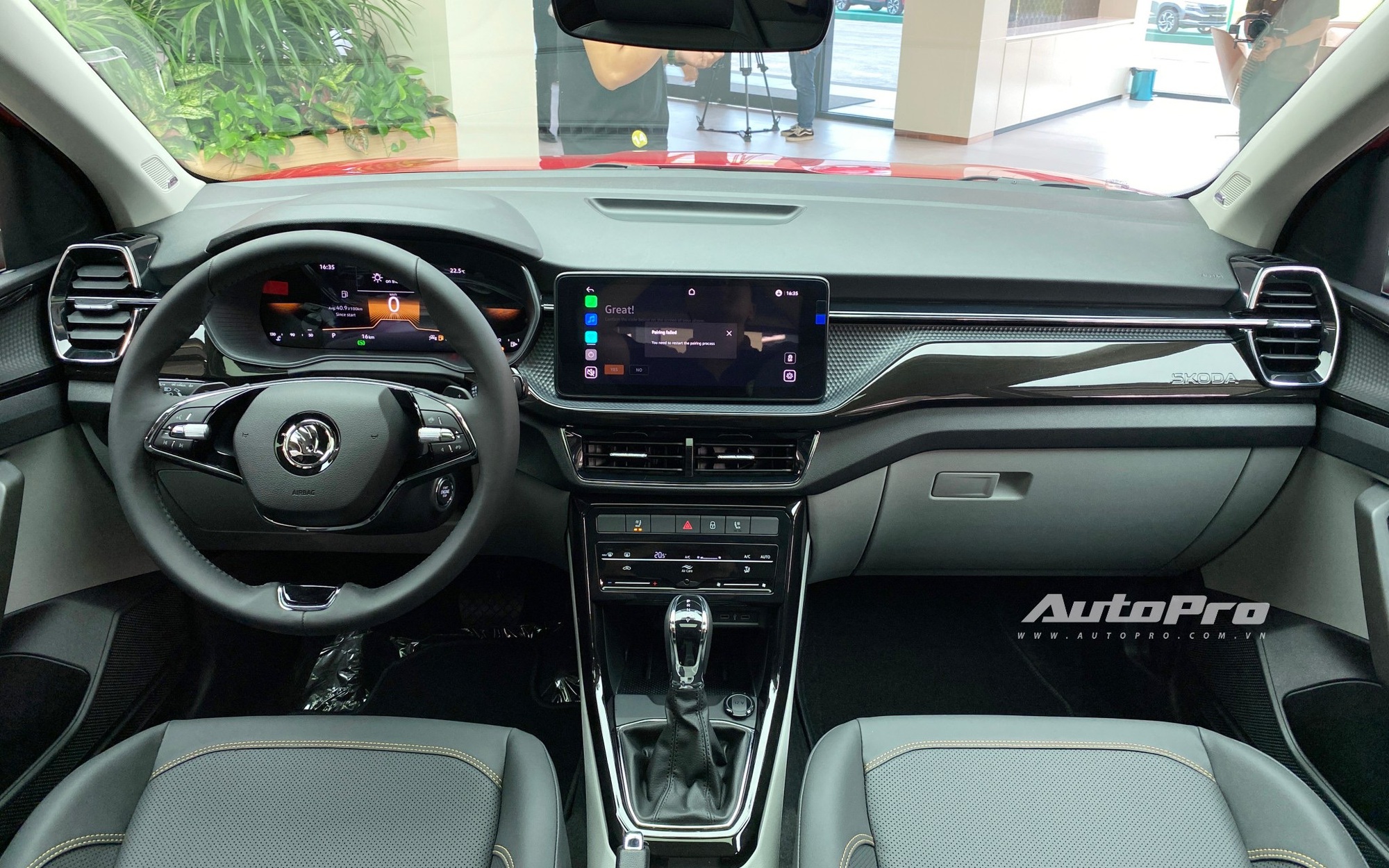 Skoda Kushaq giảm giá mạnh tại đại lý ‘chạy đua’ với Xforce: Giá thực tế còn từ 539 triệu đồng, chỉ ngang Sonet, Fronx- Ảnh 4. Skoda Kushaq giảm giá mạnh tại đại lý ‘chạy đua’ với Xforce: Giá thực tế còn từ 539 triệu đồng, chỉ ngang Sonet, Fronx- Ảnh 4.