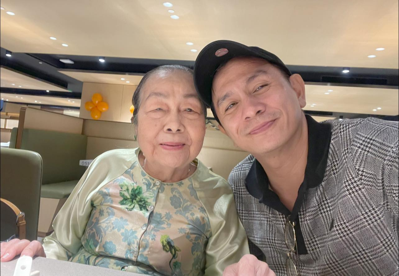 Nam nghệ sĩ là Giám đốc Nghệ thuật, 50 tuổi vẫn ở với mẹ: "Cuộc đời mình đừng trông chờ người khác"- Ảnh 5.