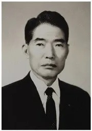 Kim Cheol-ho - Cha đẻ tuổi Tỵ gây dựng Kia từ con số 0- Ảnh 1. Kim Cheol-ho - Cha đẻ tuổi Tỵ gây dựng Kia từ con số 0- Ảnh 1.
