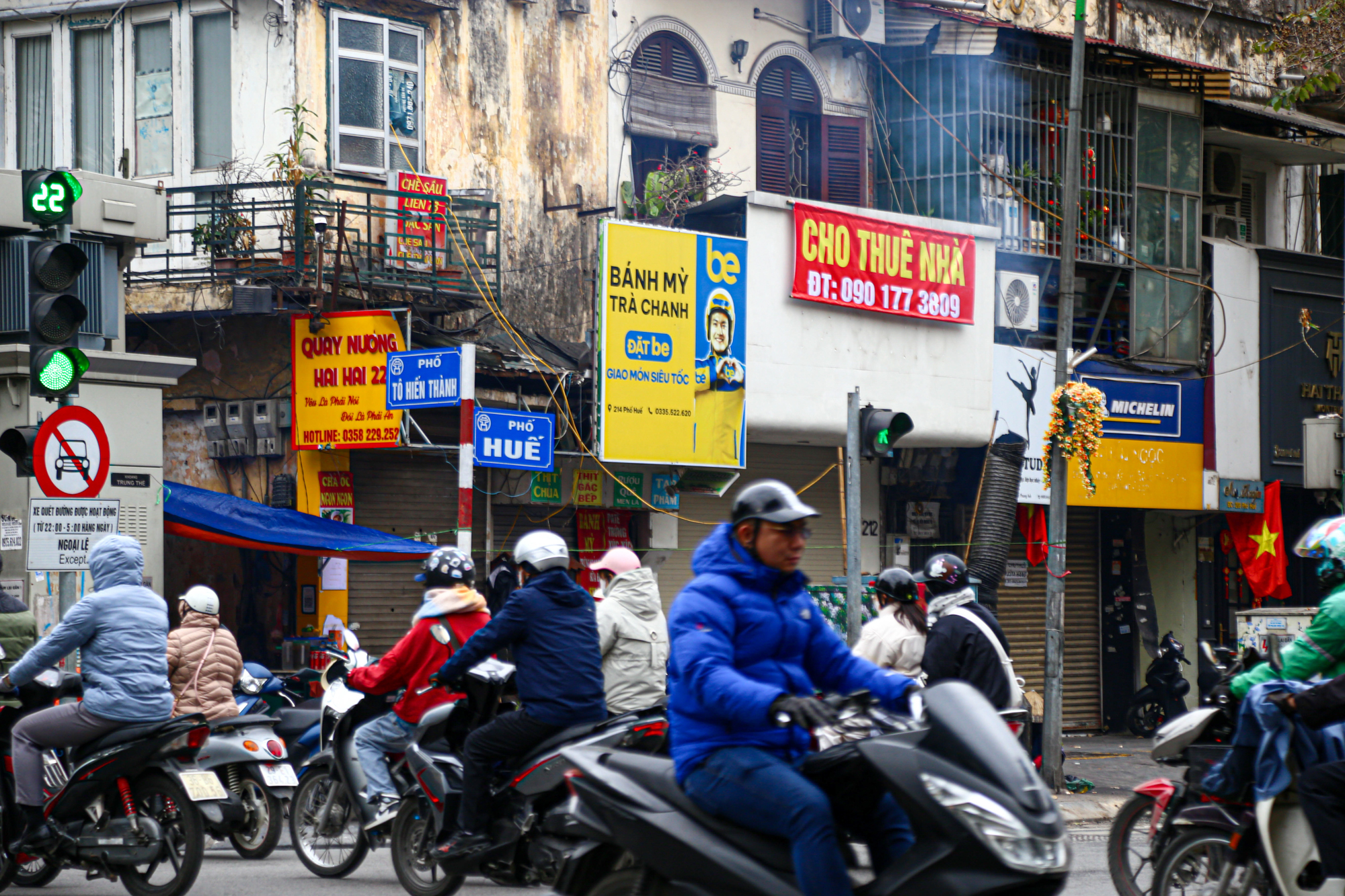 Nhãn hàng rút lui, phố Huế 'cách 100m' lại có một mặt bằng đóng cửa, chủ nhà rộng hơn 200m2 ở Chùa Bộc khuyên khách đừng thuê- Ảnh 4.