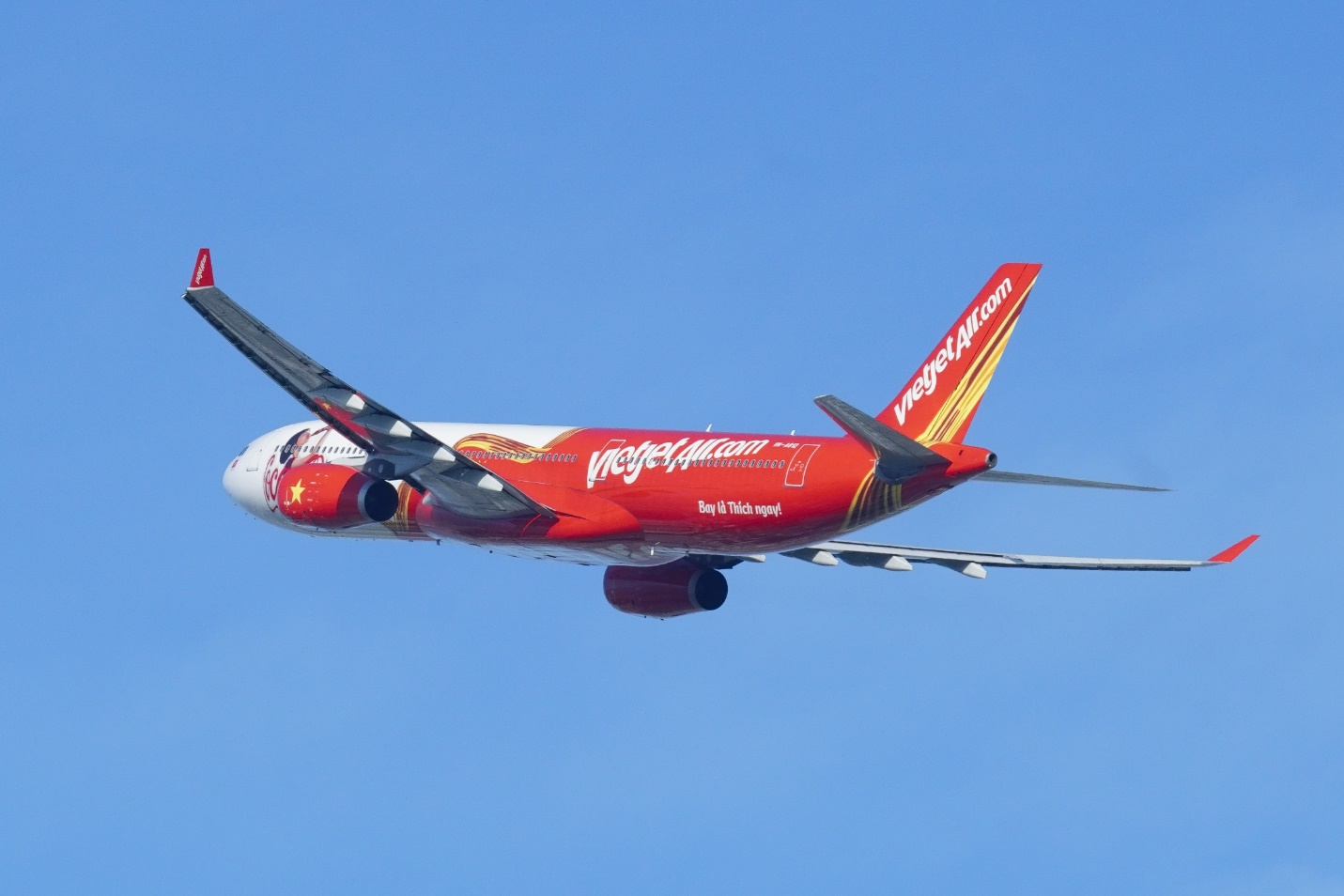 Vietjet tiếp tục được vinh danh Hãng hàng không siêu tiết kiệm tốt nhất thế giới 2025- Ảnh 1.