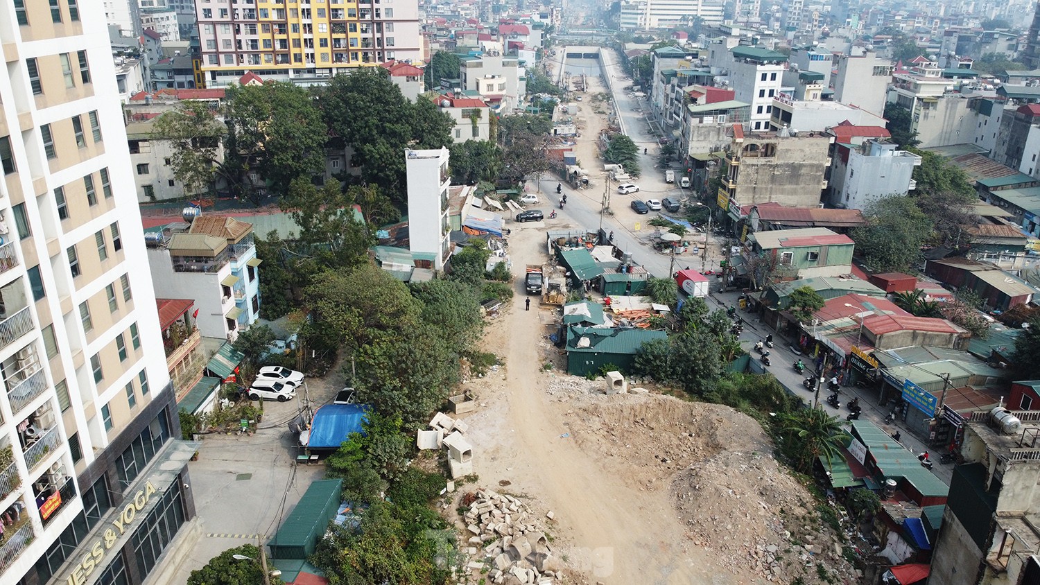 Hà Nội: Con đường nghìn tỉ dang dở, ngập rác và bụi mù mịt- Ảnh 9.